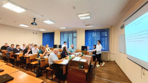 Защита выпускных квалификационных работ продолжается