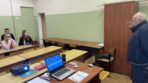В гостях у строителей – известный архитектор